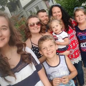 Meet your Posher, Casey